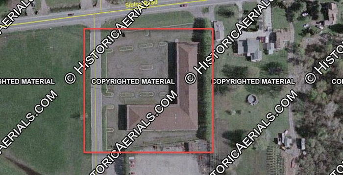 Brownstown Strip Mall (Built but Never Opened) - 2005 Aerial Of Building (newer photo)